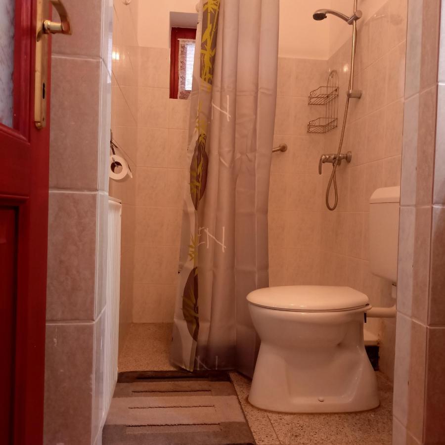 Livia Apartman Бюк Экстерьер фото